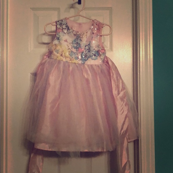 Toddler dress - Picture 1 of 4